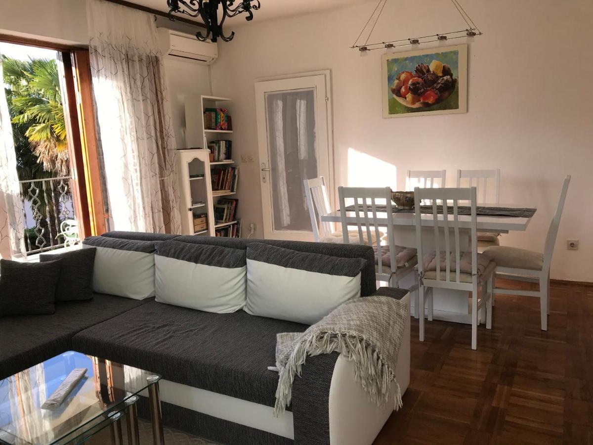 Apartment Aquamarin, Blizu Mora S Pogledom Na More, Za Do 6 Osoba Malinska Esterno foto