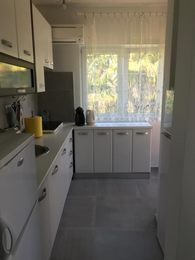 Apartment Aquamarin, Blizu Mora S Pogledom Na More, Za Do 6 Osoba Malinska Esterno foto